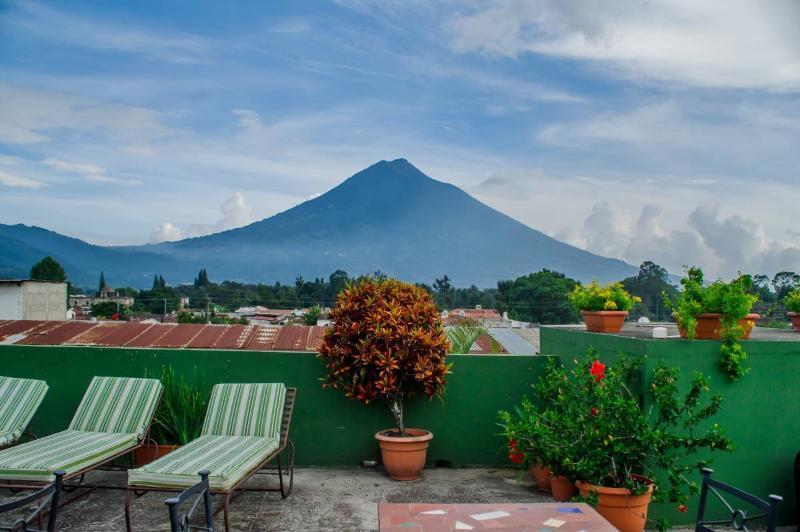 Hotel Panchoy By Ahs Antigua Luaran gambar